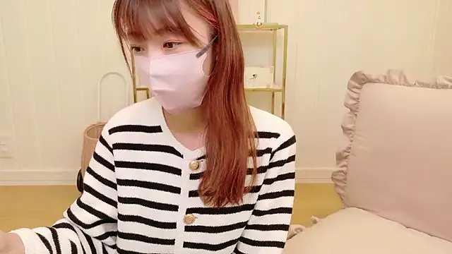 Group SUZU_1201 on StripChat