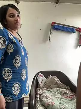 Naked Room sweet_poison25 