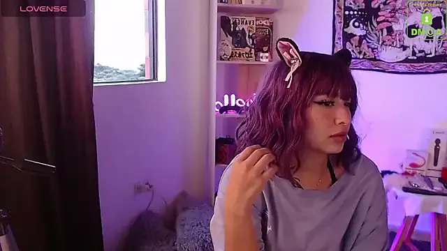 Freechat sweetcoralinee on StripChat