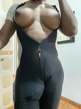 sweetsarabig22cm from StripChat
