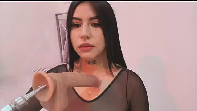 Naked Room sweety_mariann1 