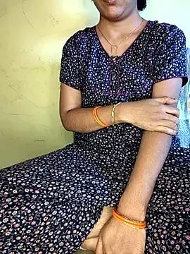 Naked Room Telugu-Rowdy-pilla 