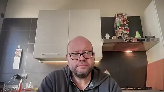 StripChat theitalianbear is Freechat theitalianbear — CUM AT GOAL OR IN PVT SHOW