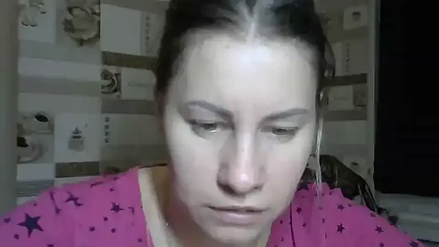 Freechat TherestlessKitty on StripChat