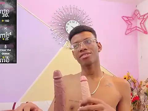 Tiffany_Valentine15 from StripChat