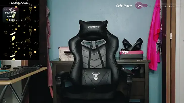 TreeJeanne on StripChat 