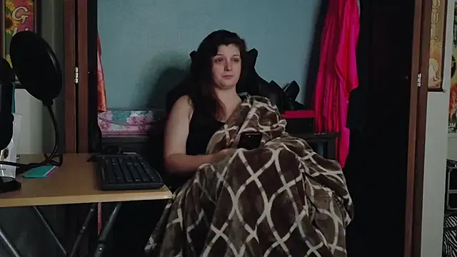 TreeJeanne on StripChat 