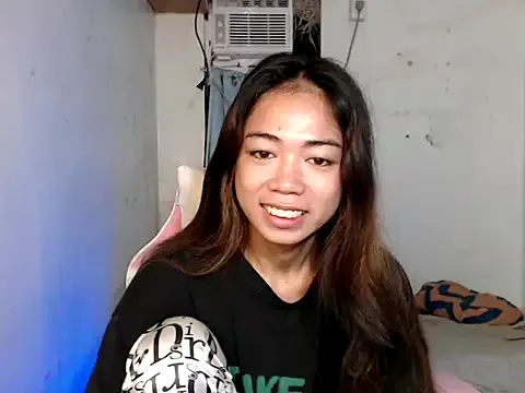 Freechat ts_morena02 on StripChat