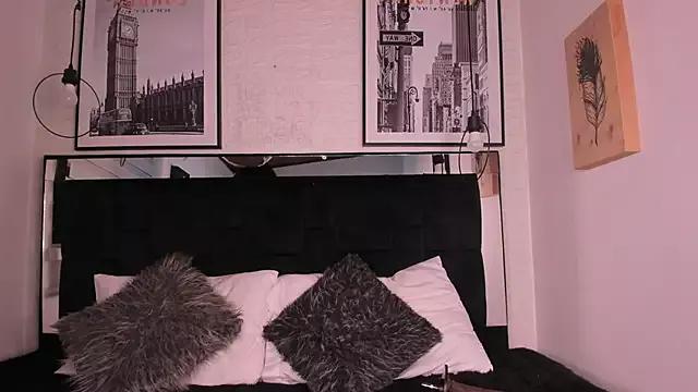 tylla_ from StripChat