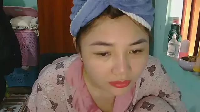 Uhem112 on StripChat