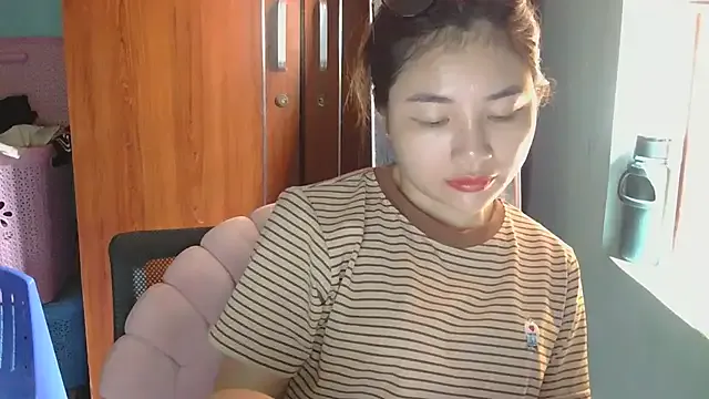 Uhem112 on StripChat