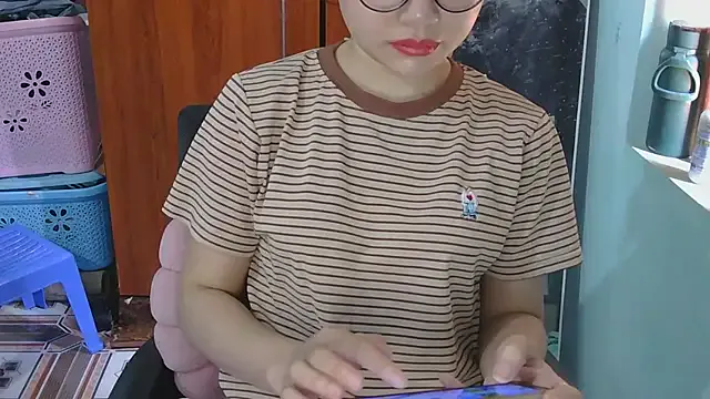 Uhem112 on StripChat