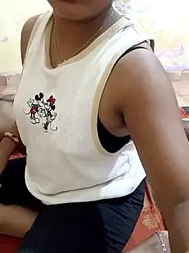 Unique_CPLL from StripChat is Freechat