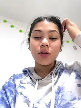 Naked Room Vale_Walker 