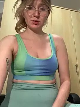 vanda26hot on StripChat