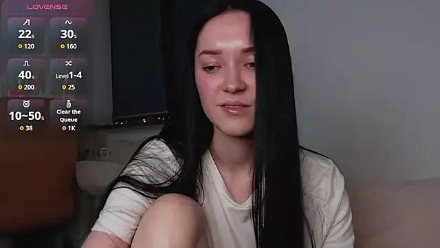 Veliora from StripChat is Freechat