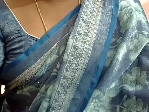 StripChat Vennela-1-Telugu is Freechat Vennela-1-Telugu — remove saree