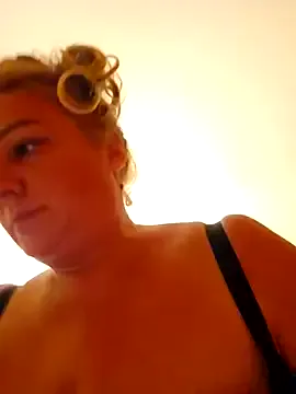 VirginiaNurse — SQUAT MY PINK PUSSY