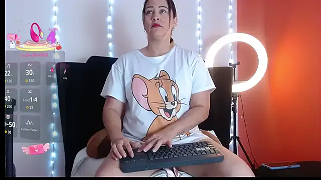 StripChat wandalive is Freechat wandalive — smile