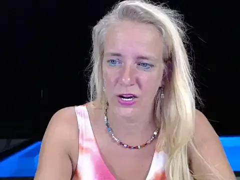 Wendysexyx from StripChat is Freechat