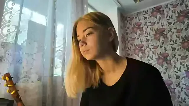 Freechat Witching_Moon on StripChat