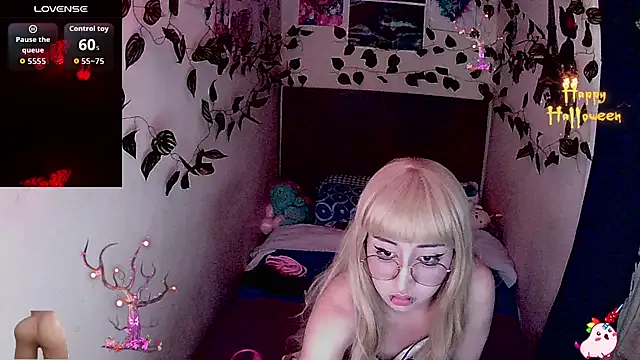 StripChat xayah_777 is Freechat xayah_777 — 1 finger in my ass hole