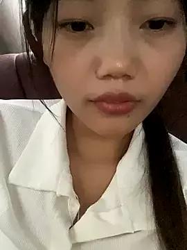 xixi_28 from StripChat is Freechat