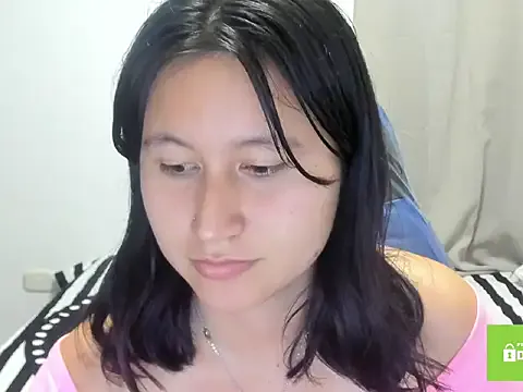 Freechat xoxo_kiitty on StripChat