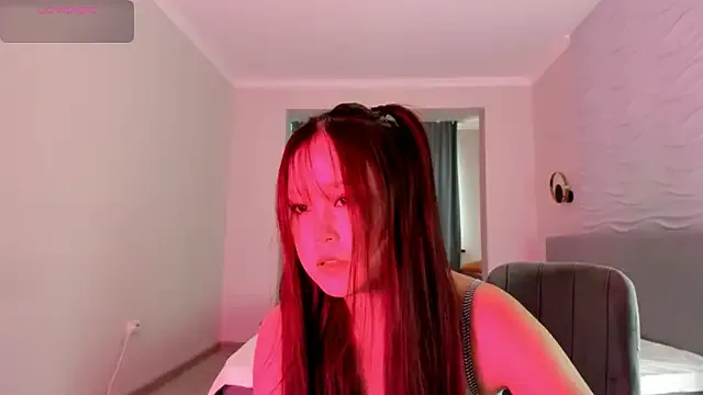 Freechat yanyaan on StripChat