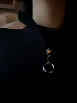 Freechat youngsexywoman on StripChat