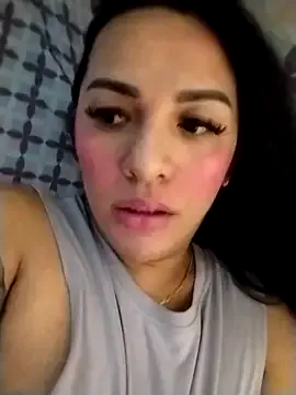 Freechat Yourbabyshane on StripChat