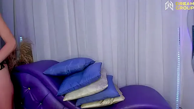 Freechat Yourslust_ on StripChat