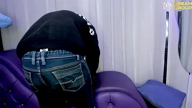 Freechat Yourslust_ on StripChat