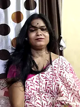 Freechat yoursweety09 on StripChat