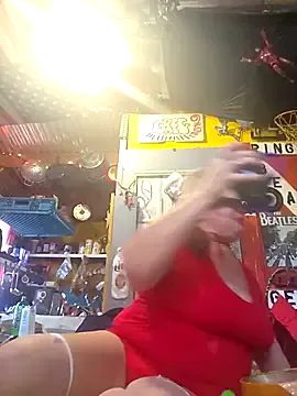 StripChat YOURWIFEY is Freechat YOURWIFEY — Play with my new vibrator