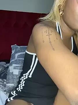 Naked Room YummyMelanin117 