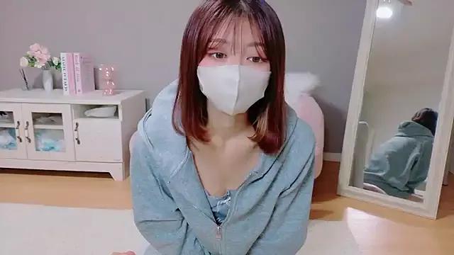 Yuna-ch from StripChat is Freechat