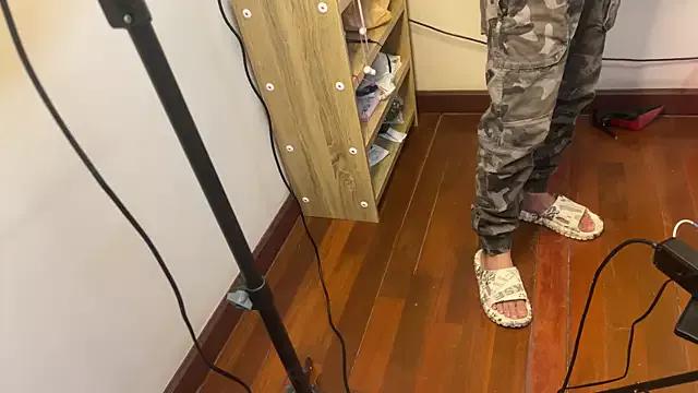 zghn88 from StripChat is Group