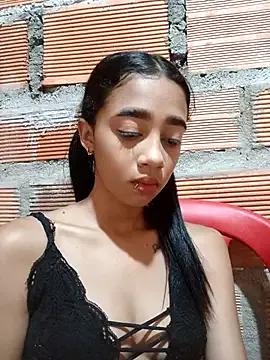 Naked Room Zoe_Sweett18 